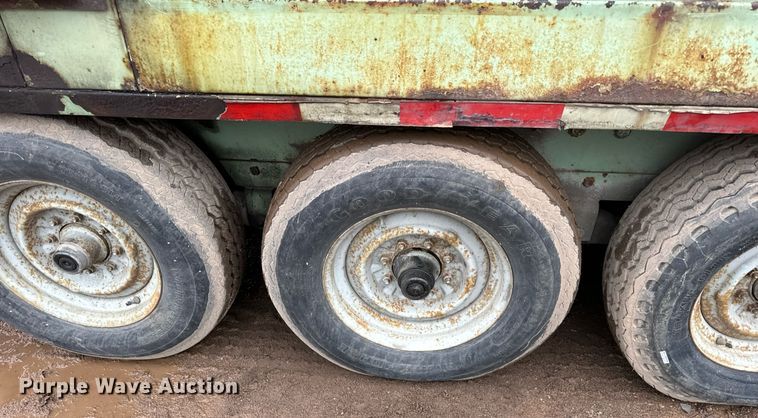 image for item DT2207 1999 Sullair 1600H air compressor