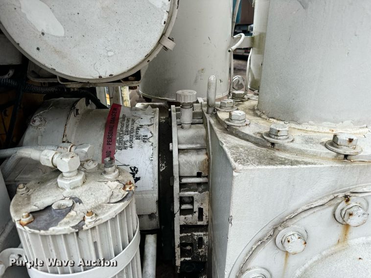 image for item DT2208 Vector Technologies Ltd. 07019 vacuum trailer