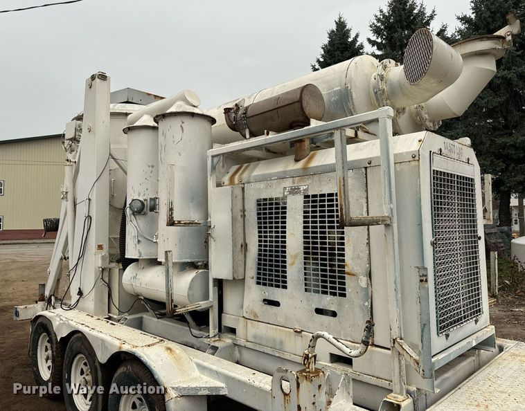 image for item DT2208 Vector Technologies Ltd. 07019 vacuum trailer