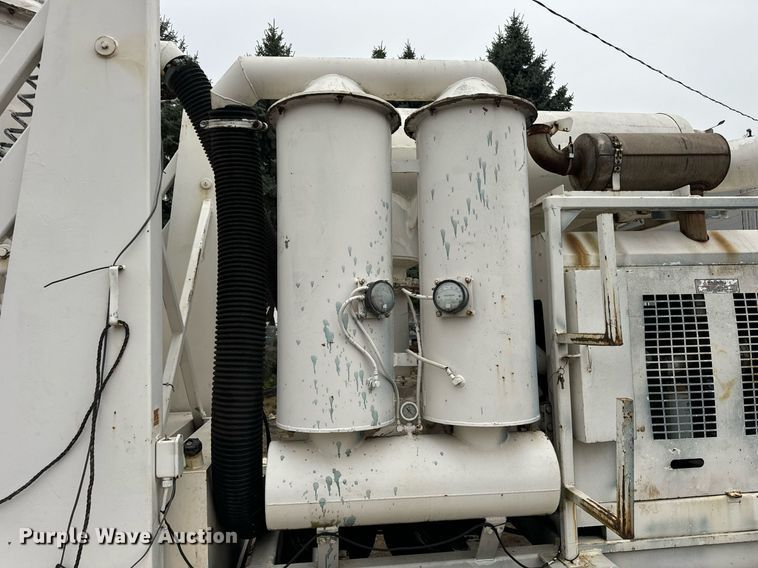 image for item DT2208 Vector Technologies Ltd. 07019 vacuum trailer