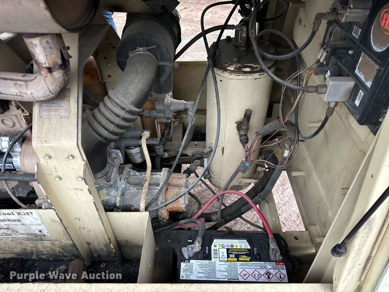 image for item DT2209 2007 Ingersoll-Rand P185WJD air compressor