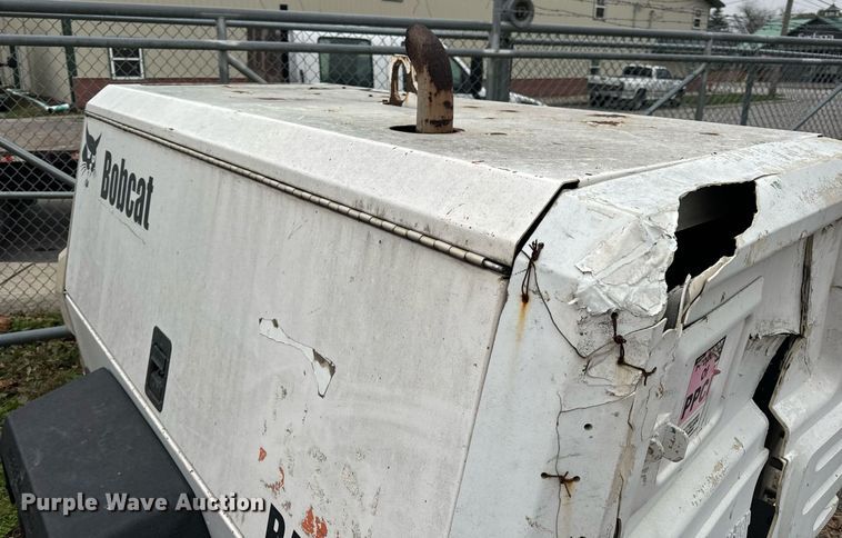 image for item DT2210 2003 Ingersoll-Rand BAP185 air compressor