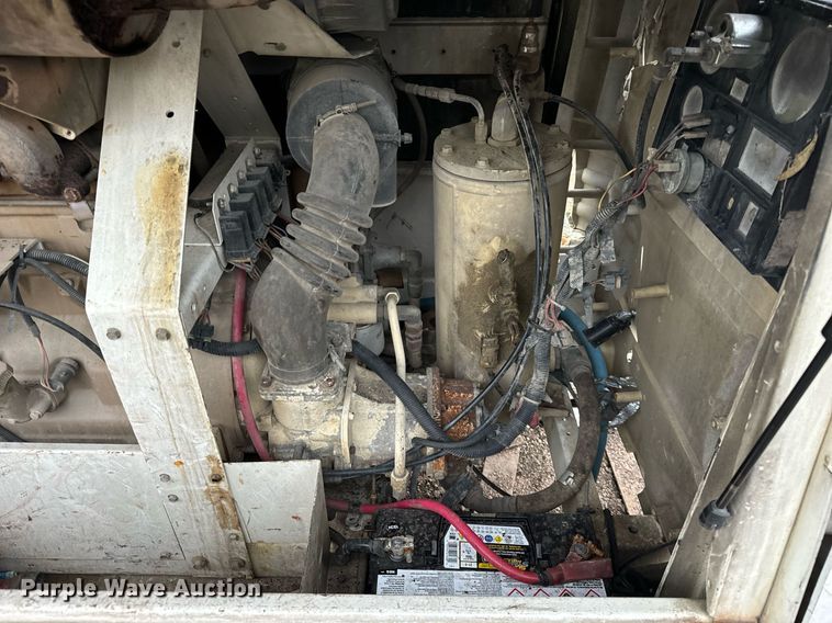 image for item DT2210 2003 Ingersoll-Rand BAP185 air compressor