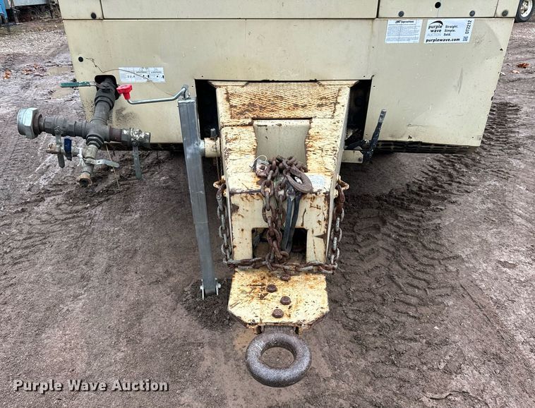 image for item DT2212 Ingersoll-Rand 915 air compressor