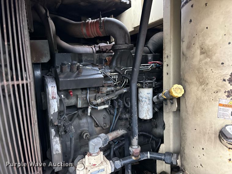 image for item DT2212 Ingersoll-Rand 915 air compressor