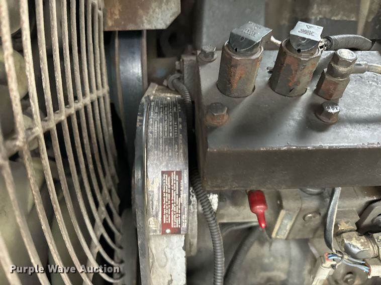 image for item DT2212 Ingersoll-Rand 915 air compressor