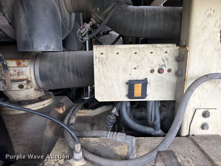 image for item DT2212 Ingersoll-Rand 915 air compressor