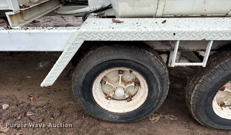 image for item DT2213 Vector Technologies Ltd. 30DC dust collector