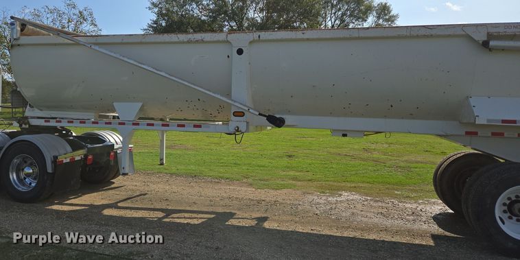 image for item DT5349 2017 Construction Specialists Trailers end dump trailer