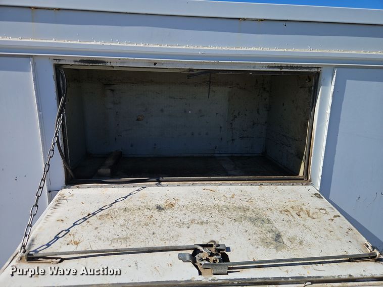 image for item DT7560 2008 Ford F450 Super Duty XL SuperCab utility / service truck