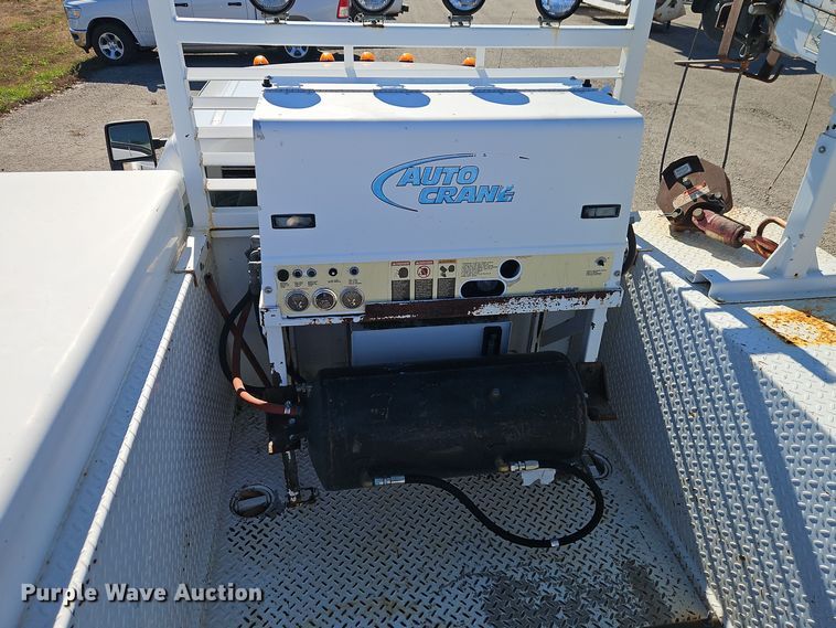 image for item DT7560 2008 Ford F450 Super Duty XL SuperCab utility / service truck