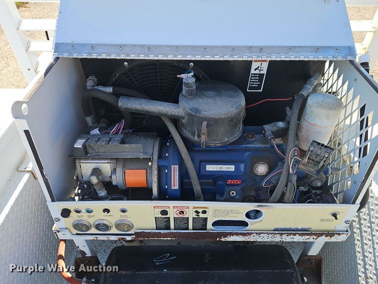 image for item DT7560 2008 Ford F450 Super Duty XL SuperCab utility / service truck