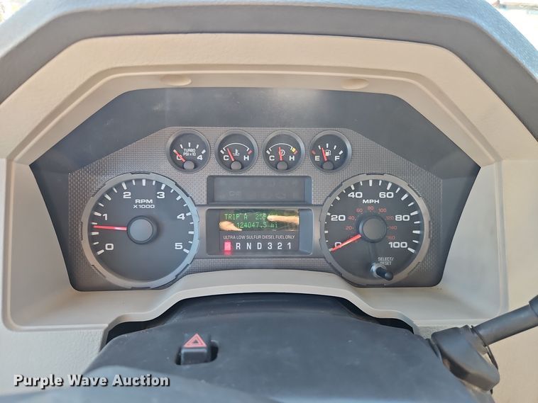 image for item DT7560 2008 Ford F450 Super Duty XL SuperCab utility / service truck