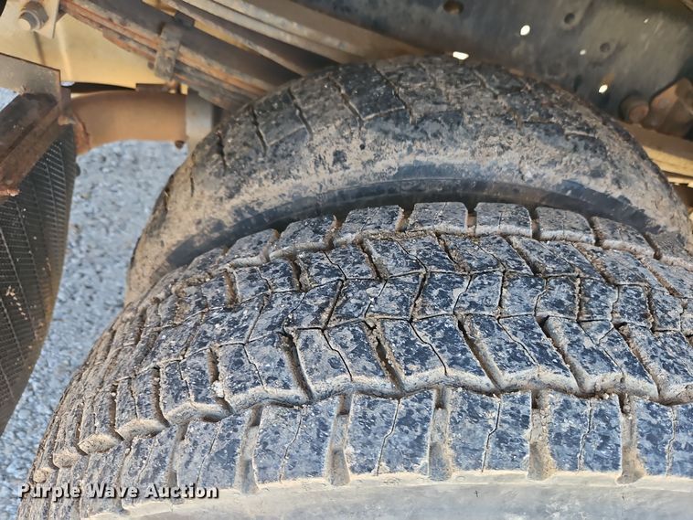 image for item DT7560 2008 Ford F450 Super Duty XL SuperCab utility / service truck