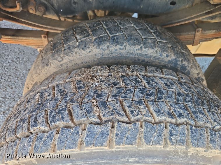 image for item DT7560 2008 Ford F450 Super Duty XL SuperCab utility / service truck