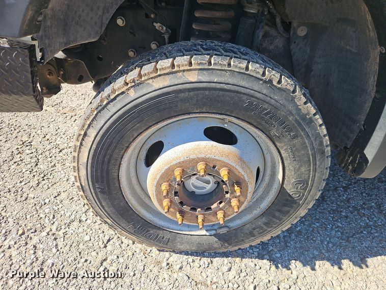 image for item DT7560 2008 Ford F450 Super Duty XL SuperCab utility / service truck