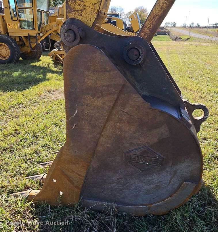 image for item DT7562 2007 Komatsu PC300LC-8 excavator