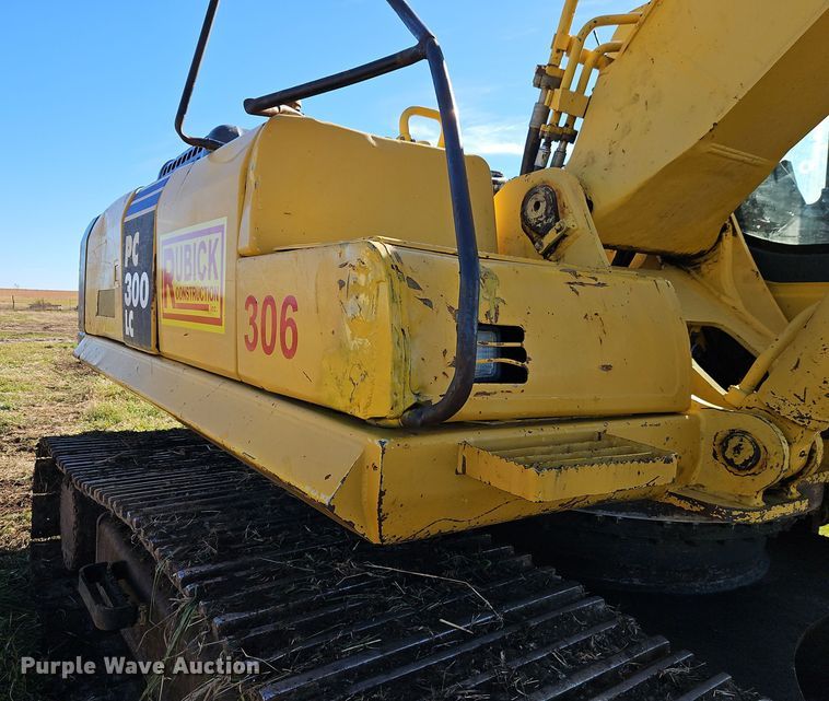 image for item DT7562 2007 Komatsu PC300LC-8 excavator