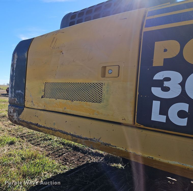 image for item DT7562 2007 Komatsu PC300LC-8 excavator