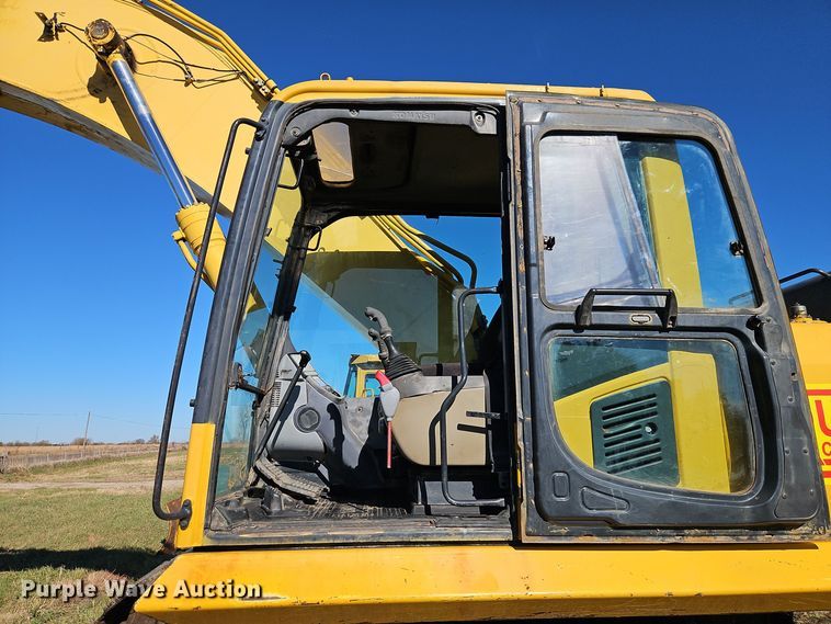 image for item DT7562 2007 Komatsu PC300LC-8 excavator