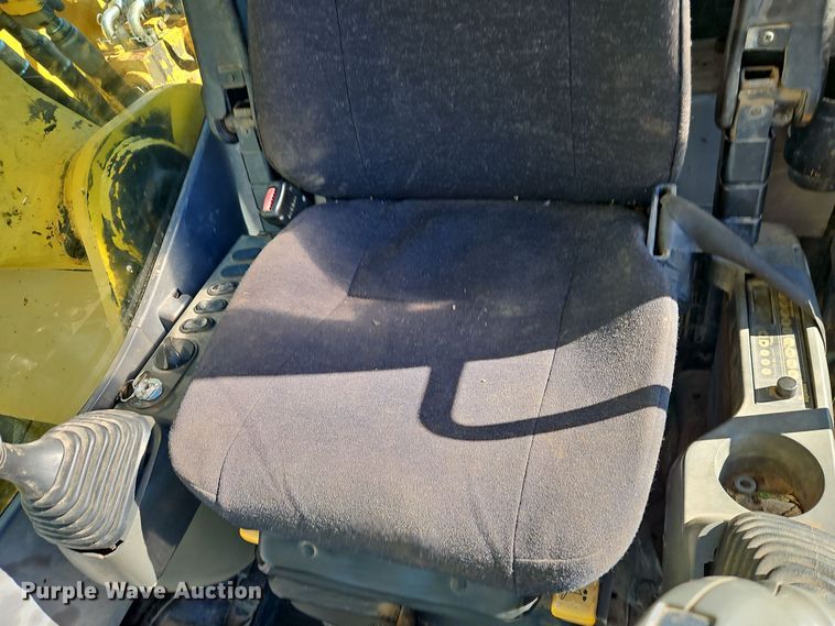 image for item DT7562 2007 Komatsu PC300LC-8 excavator