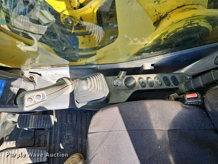 image for item DT7562 2007 Komatsu PC300LC-8 excavator