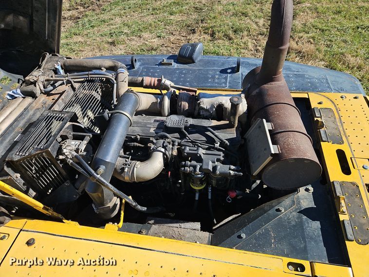 image for item DT7562 2007 Komatsu PC300LC-8 excavator