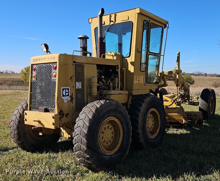 image for item DT7564 1985 Caterpillar 120G motor grader