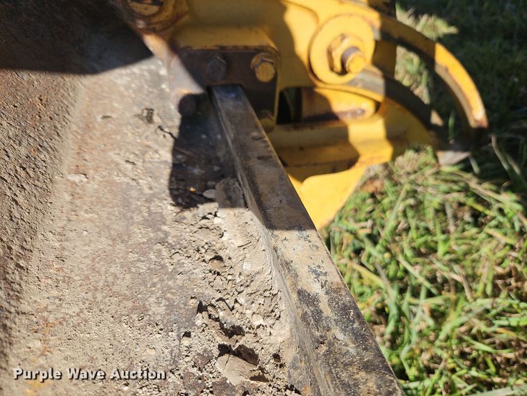 image for item DT7564 1985 Caterpillar 120G motor grader