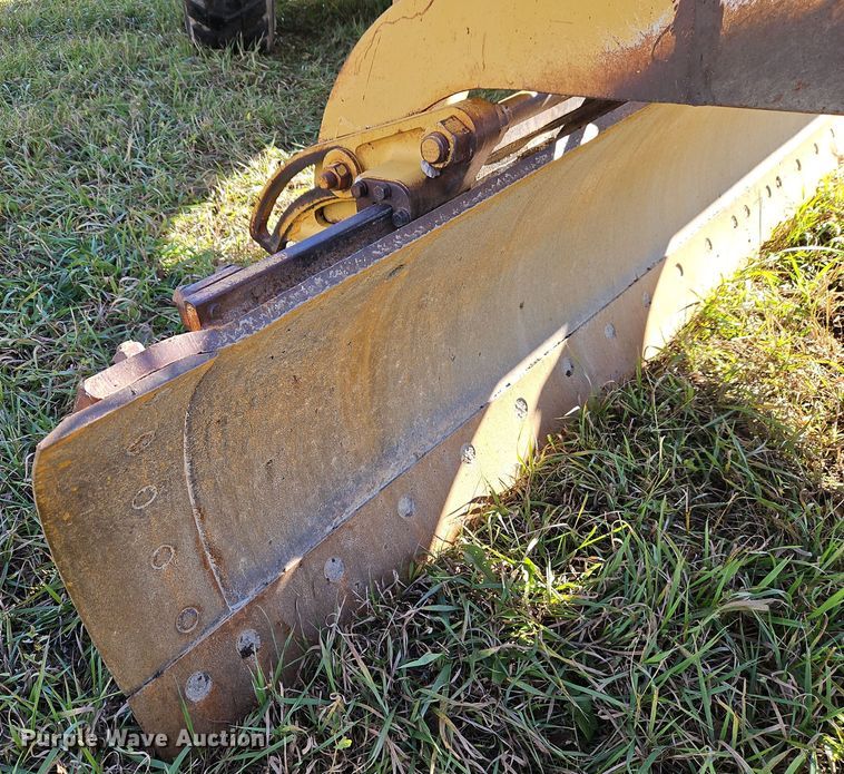 image for item DT7564 1985 Caterpillar 120G motor grader