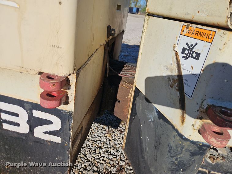 image for item DT7571 1999 Ingersoll-Rand DD-32 double drum vibratory roller