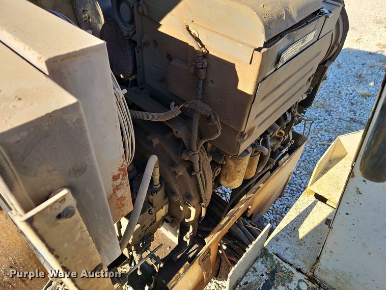 image for item DT7571 1999 Ingersoll-Rand DD-32 double drum vibratory roller