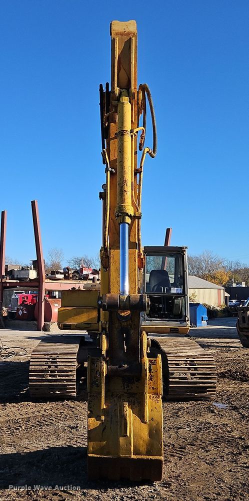 image for item DT7575 1998 Kobelco SK200LC MARK IV excavator