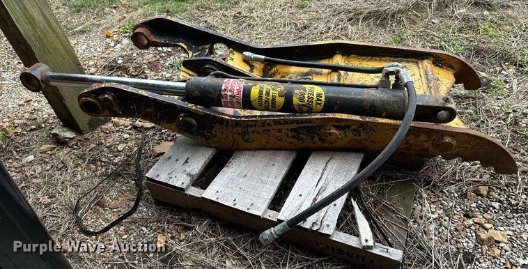 image for item DU9573 2019 Fleco SK85 excavator thumb