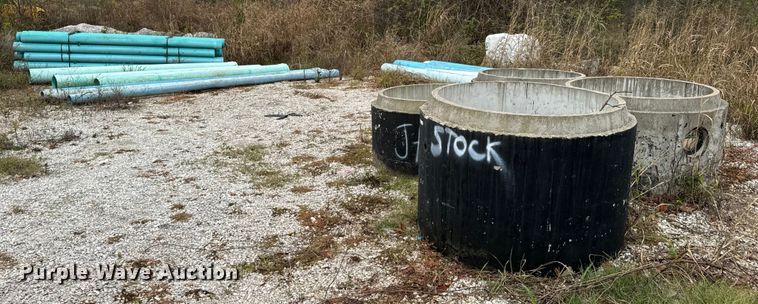 image for item DU9609 PVC pipes and manholes