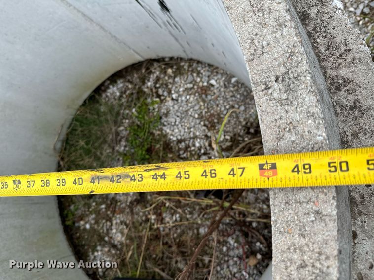 image for item DU9609 PVC pipes and manholes