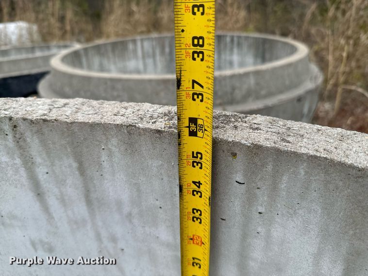 image for item DU9609 PVC pipes and manholes