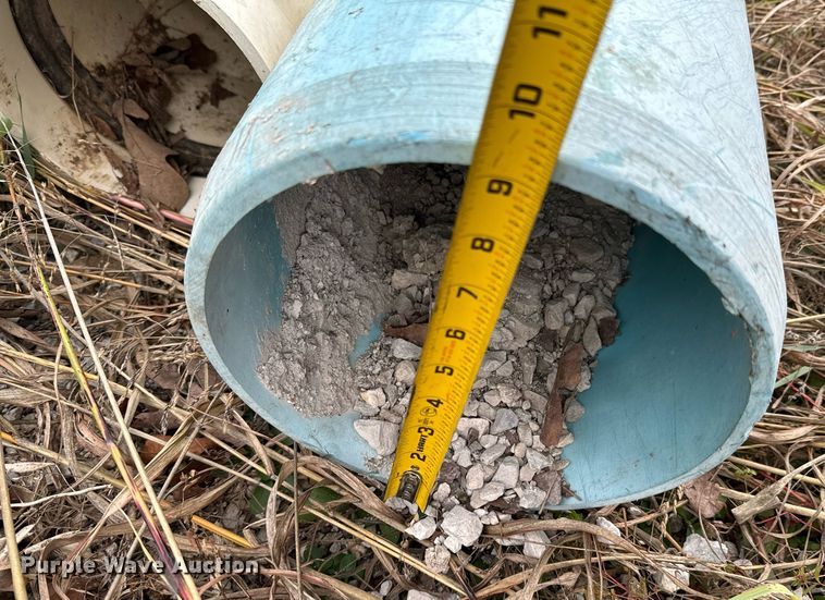 image for item DU9609 PVC pipes and manholes