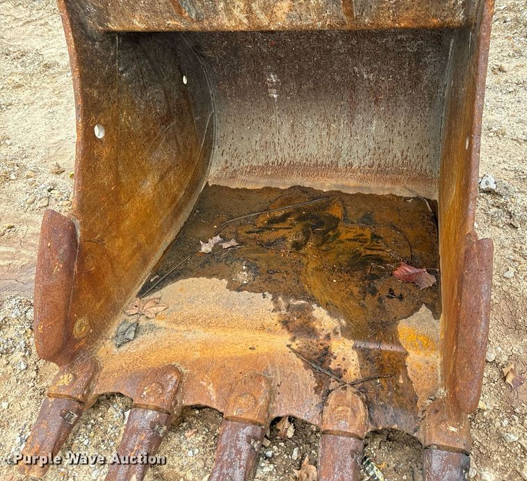 image for item DU9615 Geith excavator bucket