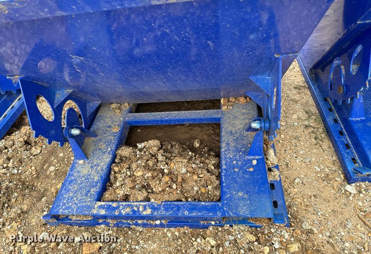image for item DU9618 T Equipment & Supply forklift dump hopper