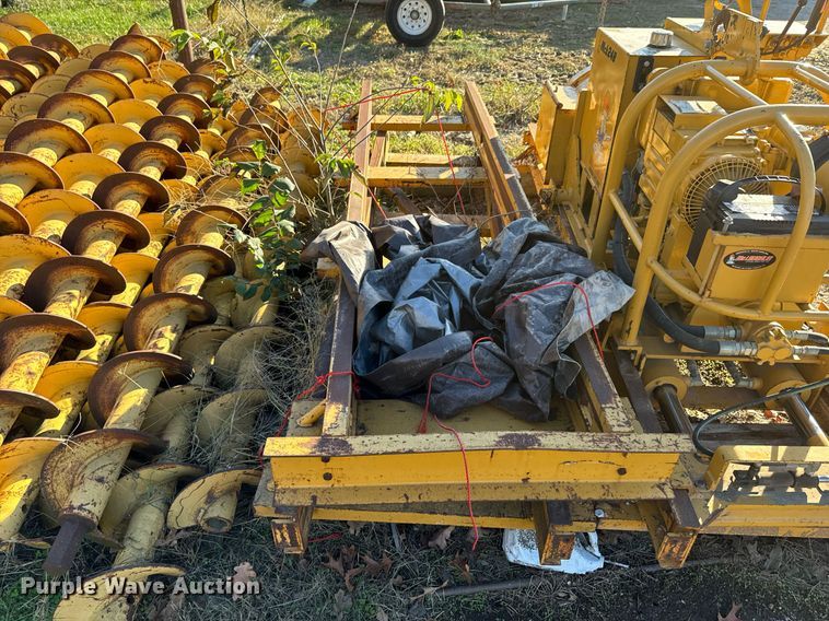 image for item DU9630 1999 McLaughin MCL 24B earth auger