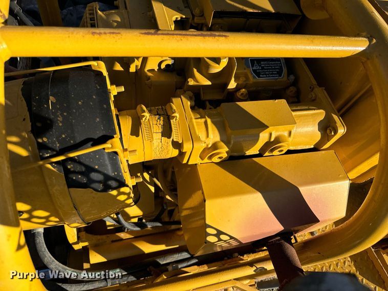 image for item DU9630 1999 McLaughin MCL 24B earth auger