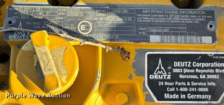 image for item DU9630 1999 McLaughin MCL 24B earth auger