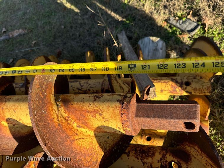 image for item DU9630 1999 McLaughin MCL 24B earth auger