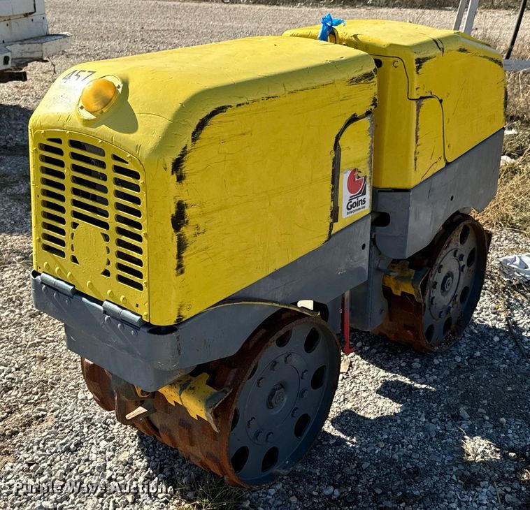 image for item DU9631 Walker Neuson trench compactor