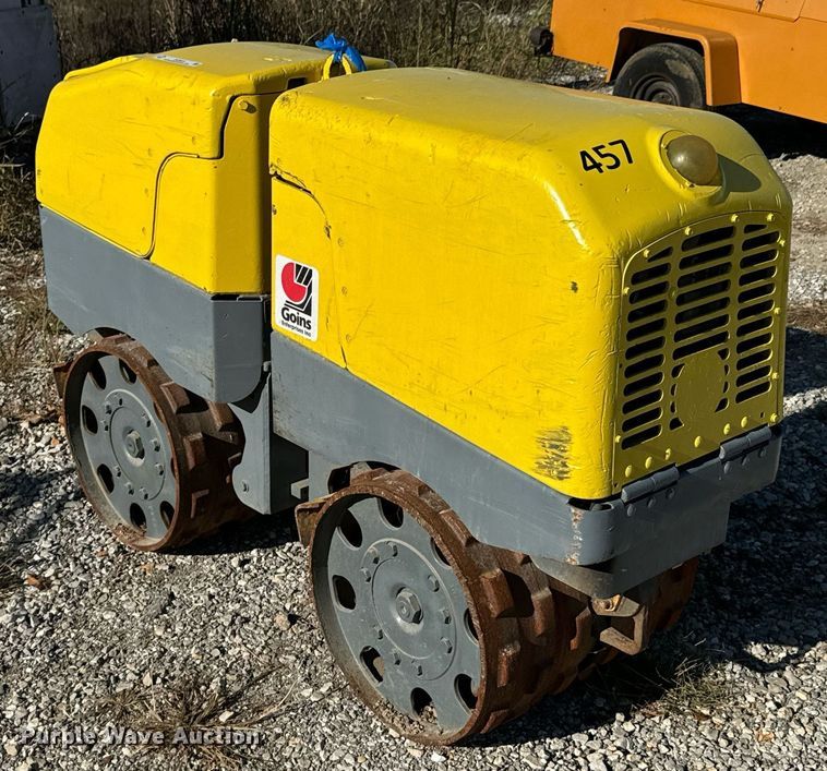 image for item DU9631 Walker Neuson trench compactor