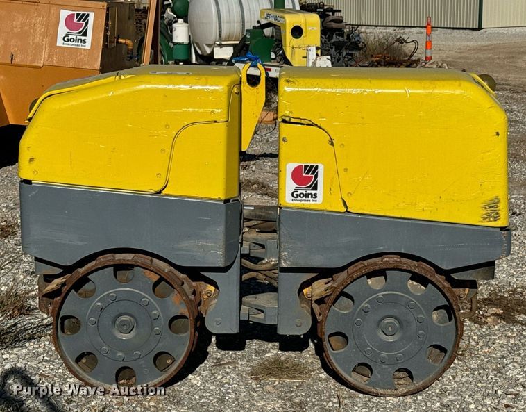 image for item DU9631 Walker Neuson trench compactor