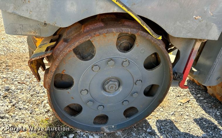 image for item DU9631 Walker Neuson trench compactor