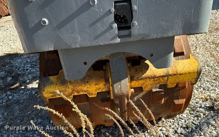 image for item DU9631 Walker Neuson trench compactor