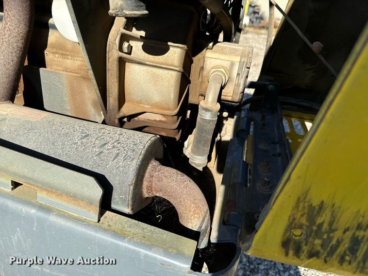 image for item DU9631 Walker Neuson trench compactor